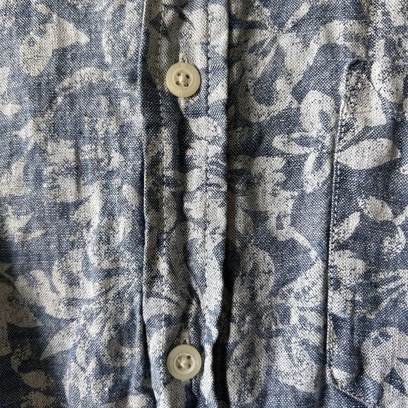 Banana Republic Linen Button Up Shirt Men Sz L Blue Chambray Floral Short Sleeve - Picture 6 of 11